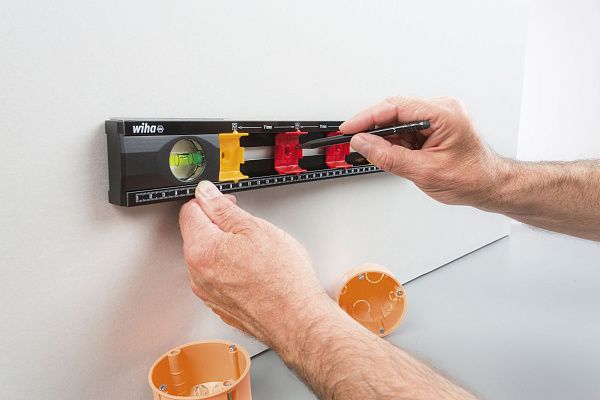 Уровень электрика Electrician's spirit level Wiha (42074)