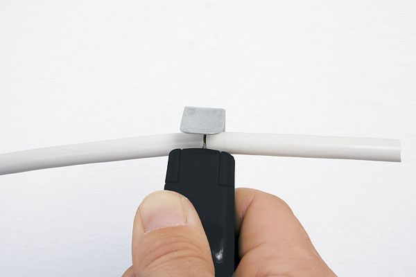 Съемник изоляции с самовращающимся резцом 4 - 28 мм Wiha (44240)