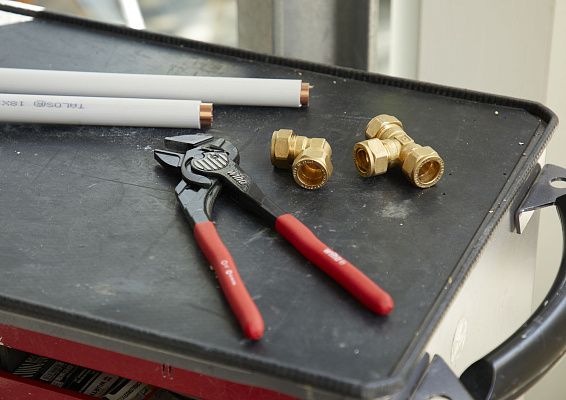 Клещи сантехнические с параллельными губками Classic 250 мм Wiha (40923)