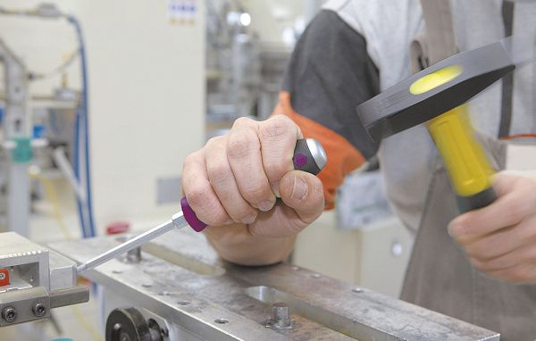 Отвертка MicroFinish® 5534MF PH 1x80 Wiha (29149)