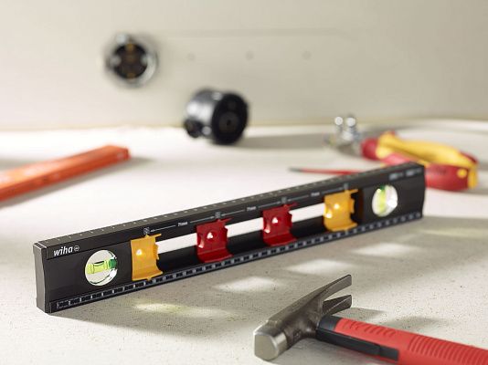Уровень электрика Electrician's spirit level Wiha (42074)
