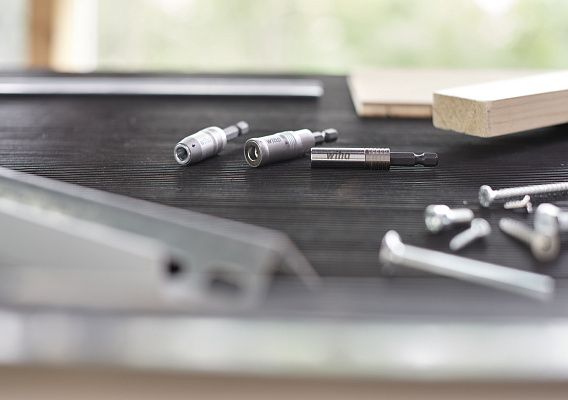 Универсальный держатель бит MagicFlip Force с пружинным кольцевым магнитом Wiha (36800)