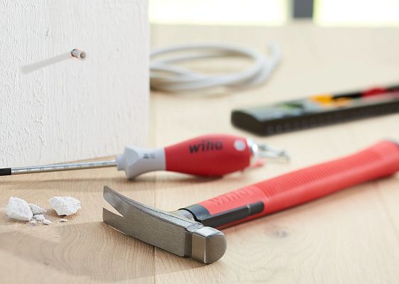 Ударная отвертка SoftFinish для забивания дюбелей PH2 x 100 мм в блистере Wiha (41289)