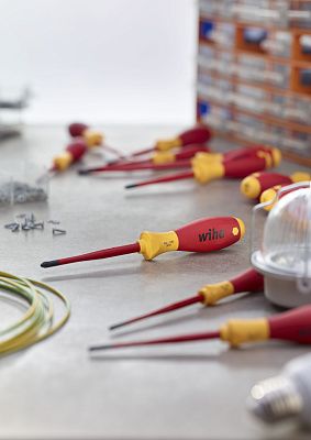 Отвертка SoftFinish® electric 3211 SF 1x80 SLIM FIX Wiha (35393)(10136)