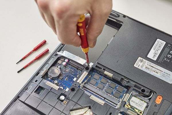 Адаптер slimVario® electric для торцевых головок 1/4 " Wiha (43139)