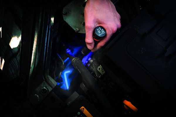 Многофункциональный фонарь магнитный с лазером и УФ-лучом Wiha (41286)